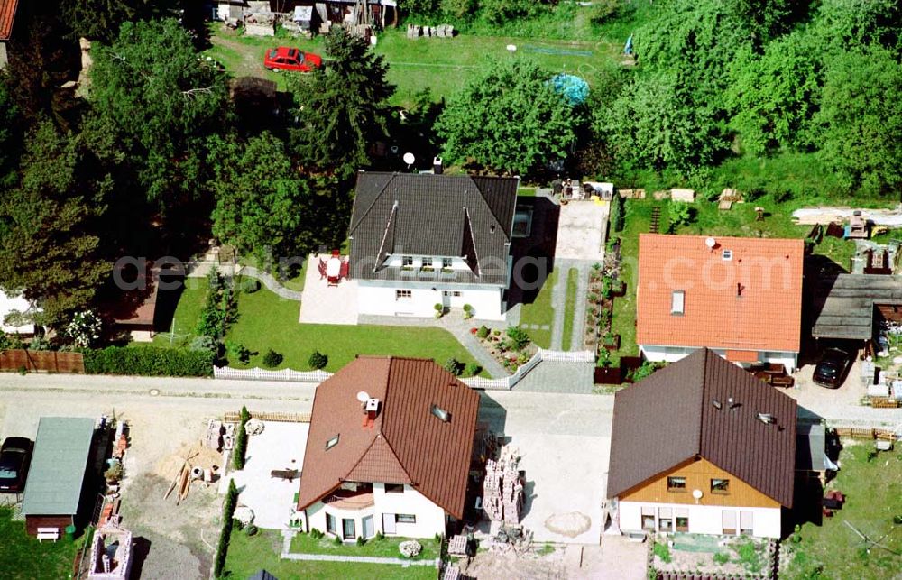 Mahlow / Brandenburg from the bird's eye view: Einfamilienhaus der Fam. Wartig in Mahlow / Brandenburg