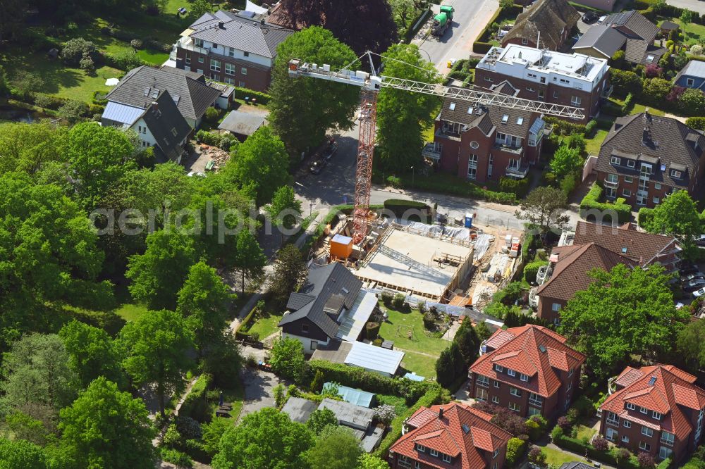 Aerial image Hamburg - Construction site for the new construction of a detached house in a family house - settlement along the Melhopweg corner Alte Dorfstrasse in the district Ohlstedt in Hamburg, Germany