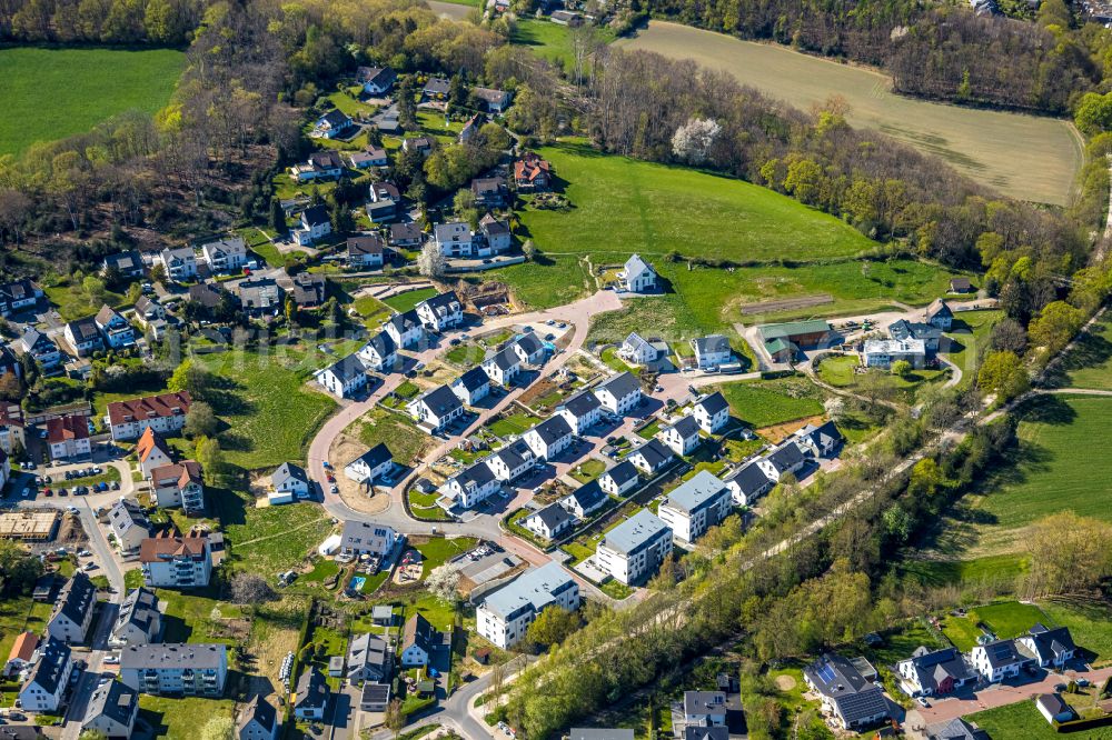 Aerial photograph Sprockhövel - Construction site for the new construction of a detached house in a family house - settlement Im Riepelsiepen on Steinegge in Sprockhoevel in the state North Rhine-Westphalia, Germany