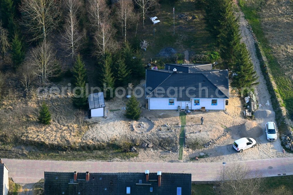 Groß Daberkow from the bird's eye view: Construction site for the new construction of a detached house in a family house - settlement along the Zum Pastorhaus in Gross Daberkow in the state Mecklenburg - Western Pomerania, Germany