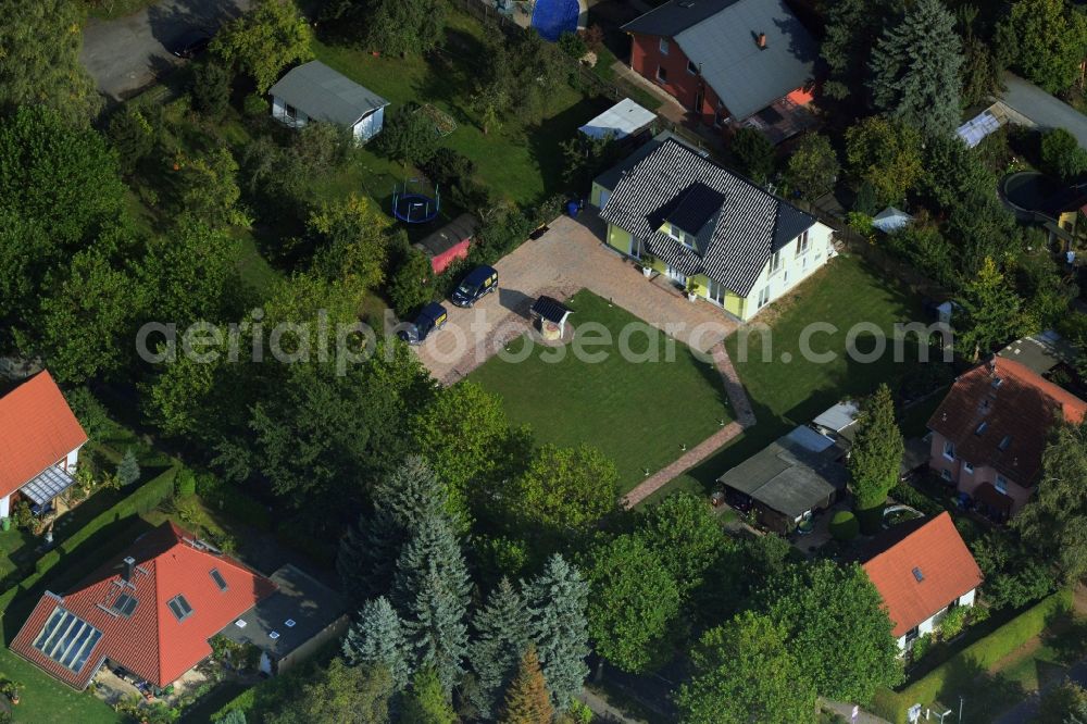 Aerial photograph Berlin Karow - Residential estate on Hubertusdamm in Berlin - Karow