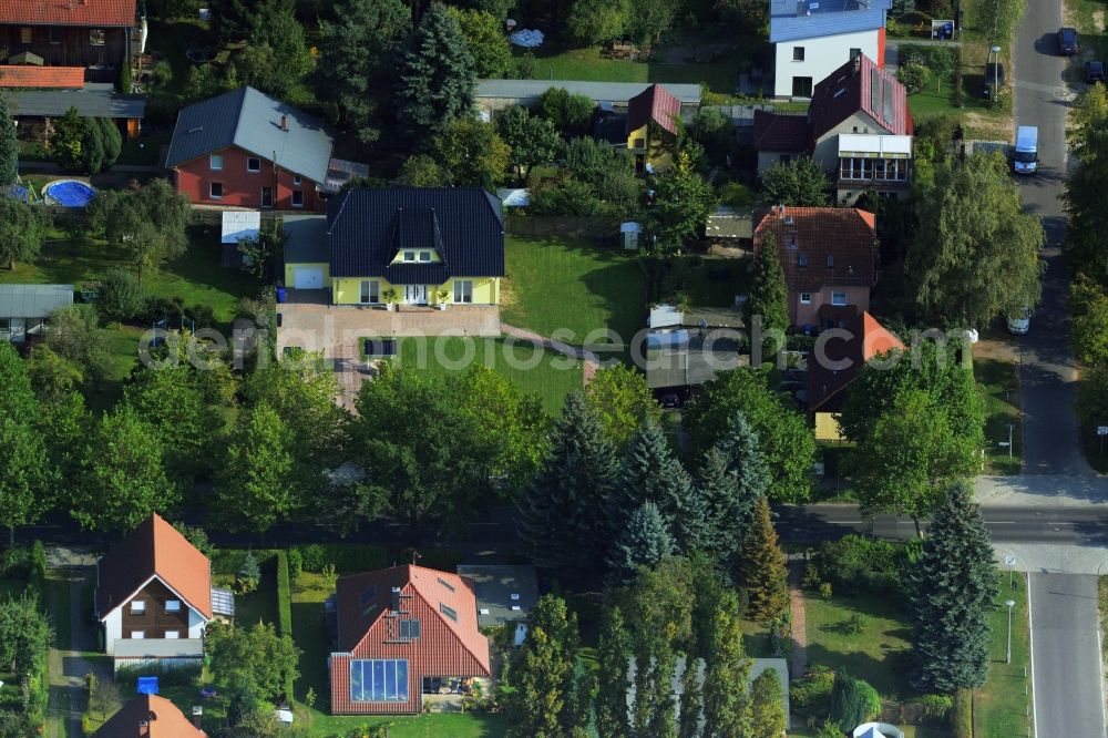 Aerial image Berlin Karow - Residential estate on Hubertusdamm in Berlin - Karow