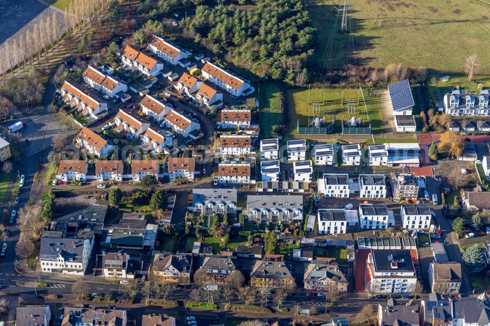 Herne from above - Residential area of detached housing estate on Kirchstrasse Henin-Beaumont-Strasse in Herne in the state North Rhine-Westphalia, Germany