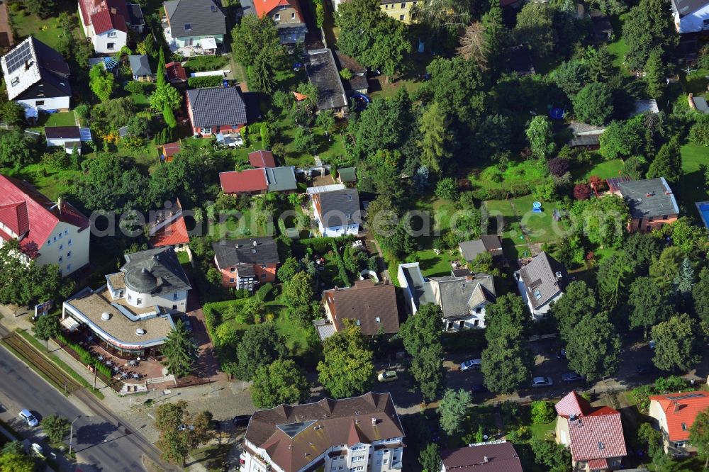 Aerial image Berlin Mahlsdorf - Single house - residential area on the Seestrasse in Berlin - Mahlsdorf-South