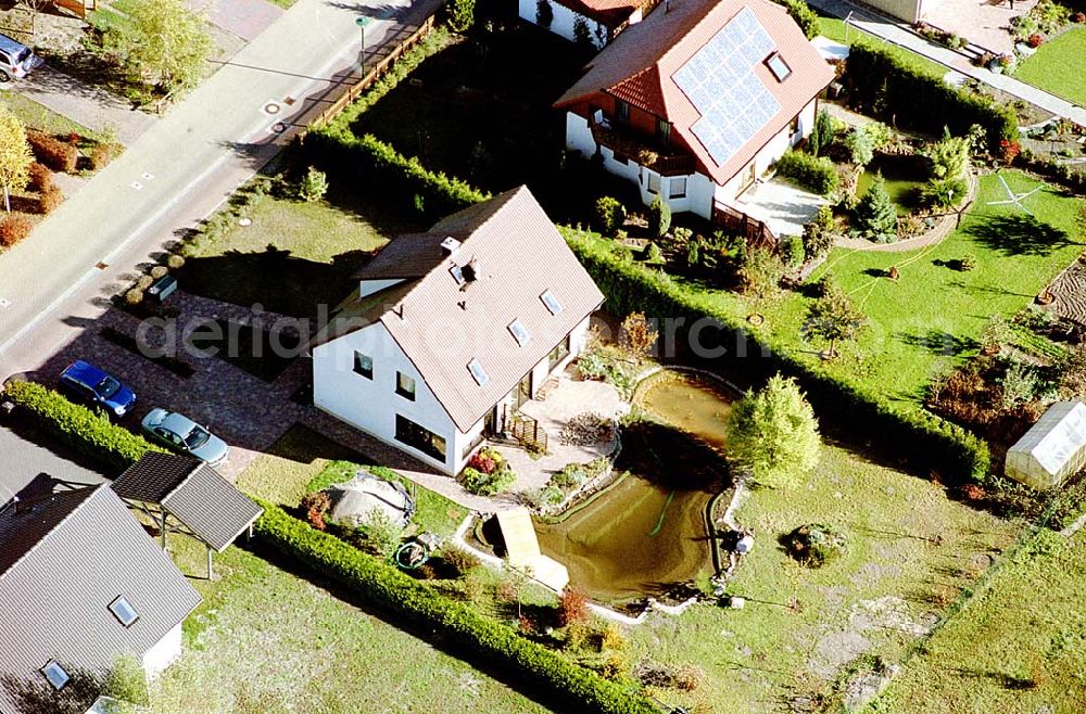 Eberswalde-Lichterfelde / Brandenburg from above - Einfamilienhausneubausiedlung an der Messingwerkstraße im Stadtteil Lichterfelde von Eberswalde in Brandenburg.