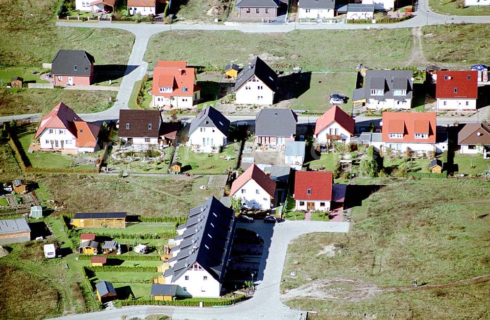 Aerial photograph Eberswalde-Lichterfelde / Brandenburg - Einfamilienhausneubausiedlung an der Messingwerkstraße im Stadtteil Lichterfelde von Eberswalde in Brandenburg.