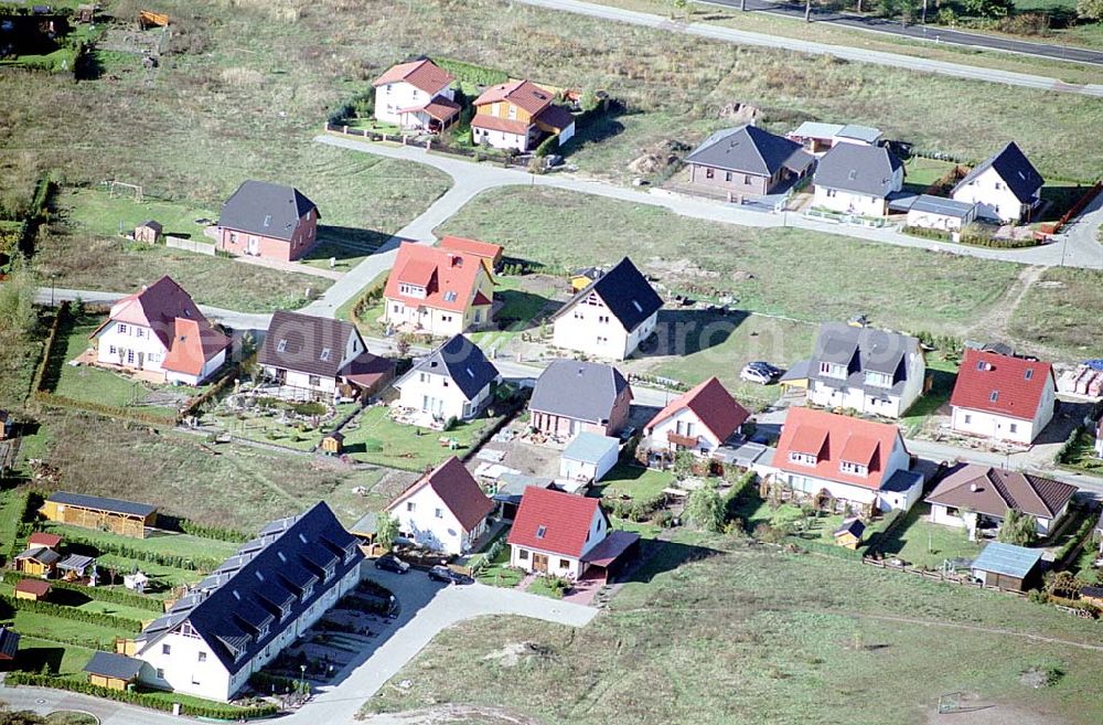 Eberswalde-Lichterfelde / Brandenburg from above - Einfamilienhausneubausiedlung an der Messingwerkstraße im Stadtteil Lichterfelde von Eberswalde in Brandenburg.