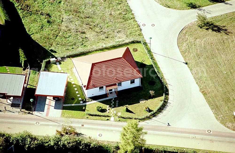 Aerial image Eberswalde-Lichterfelde / Brandenburg - Einfamilienhausneubausiedlung im Stadtteil Lichterfelde von Eberswalde in Brandenburg. (Objekt 36560 in der Mozartstraße / Ecke Händelstraße)