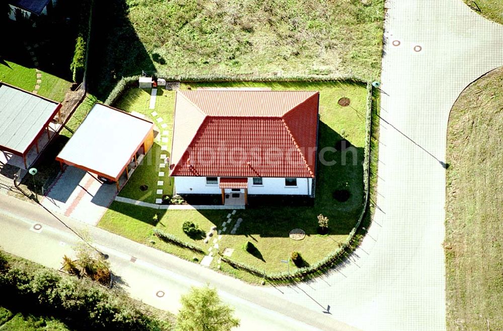 Eberswalde-Lichterfelde / Brandenburg from above - Einfamilienhausneubausiedlung im Stadtteil Lichterfelde von Eberswalde in Brandenburg. (Objekt 36562 in der Mozartstraße / Ecke Händelstraße)