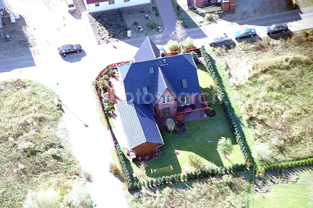 Eberswalde-Lichterfelde / Brandenburg from above - Einfamilienhausneubausiedlung im Stadtteil Lichterfelde von Eberswalde in Brandenburg. (Objekt 36582 in der Haydenstraße / Ecke Wagnerstraße)