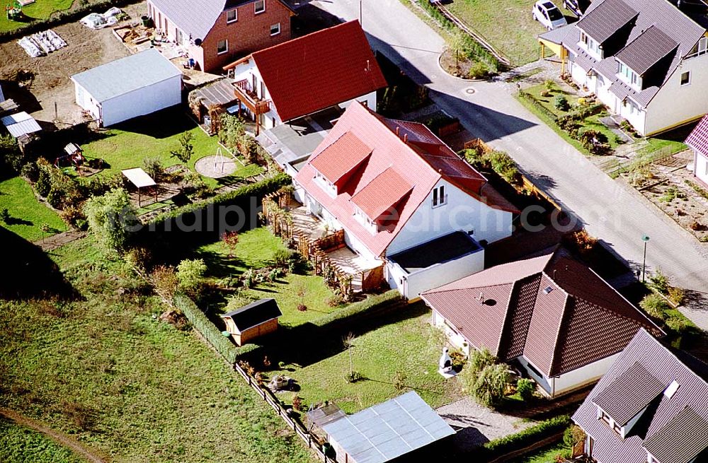 Aerial photograph Eberswalde-Lichterfelde / Brandenburg - Einfamilienhausneubausiedlung im Stadtteil Lichterfelde von Eberswalde in Brandenburg. (Objekt 36605 in der Haydenstraße)