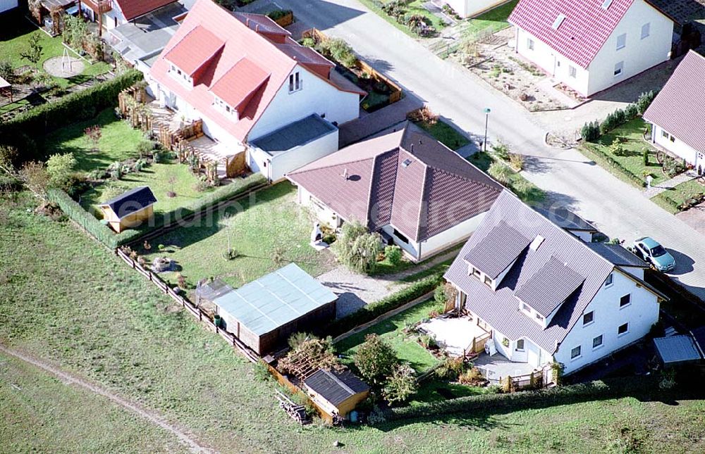 Aerial photograph Eberswalde-Lichterfelde / Brandenburg - Einfamilienhausneubausiedlung im Stadtteil Lichterfelde von Eberswalde in Brandenburg. (Objekt 36609 in der Haydenstraße)