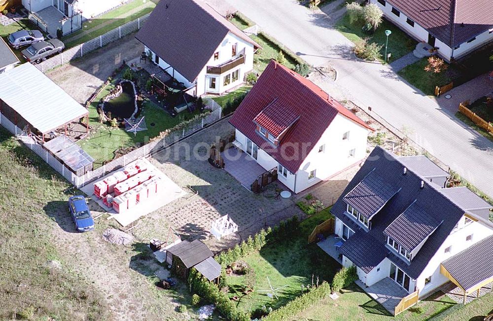 Eberswalde-Lichterfelde / Brandenburg from above - Einfamilienhausneubausiedlung im Stadtteil Lichterfelde von Eberswalde in Brandenburg. (Objekt 36622 in der Haydenstraße)