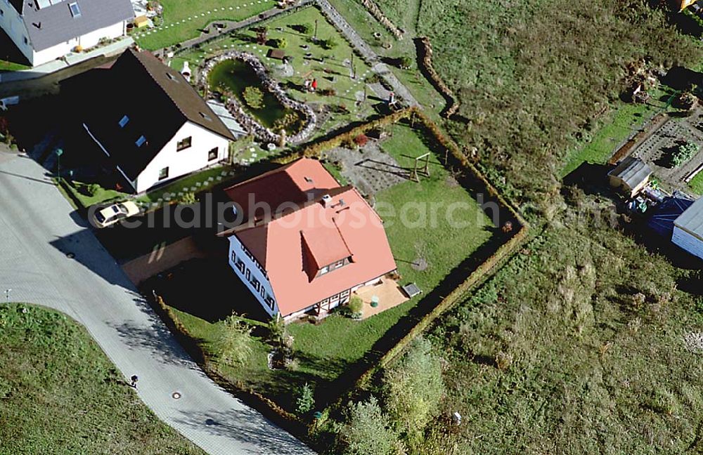 Eberswalde-Lichterfelde / Brandenburg from the bird's eye view: 24.10.2003 Einfamilienhausneubausiedlung im Stadtteil Lichterfelde von Eberswalde in Brandenburg (Objekt 36835 in der Haydenstraße)