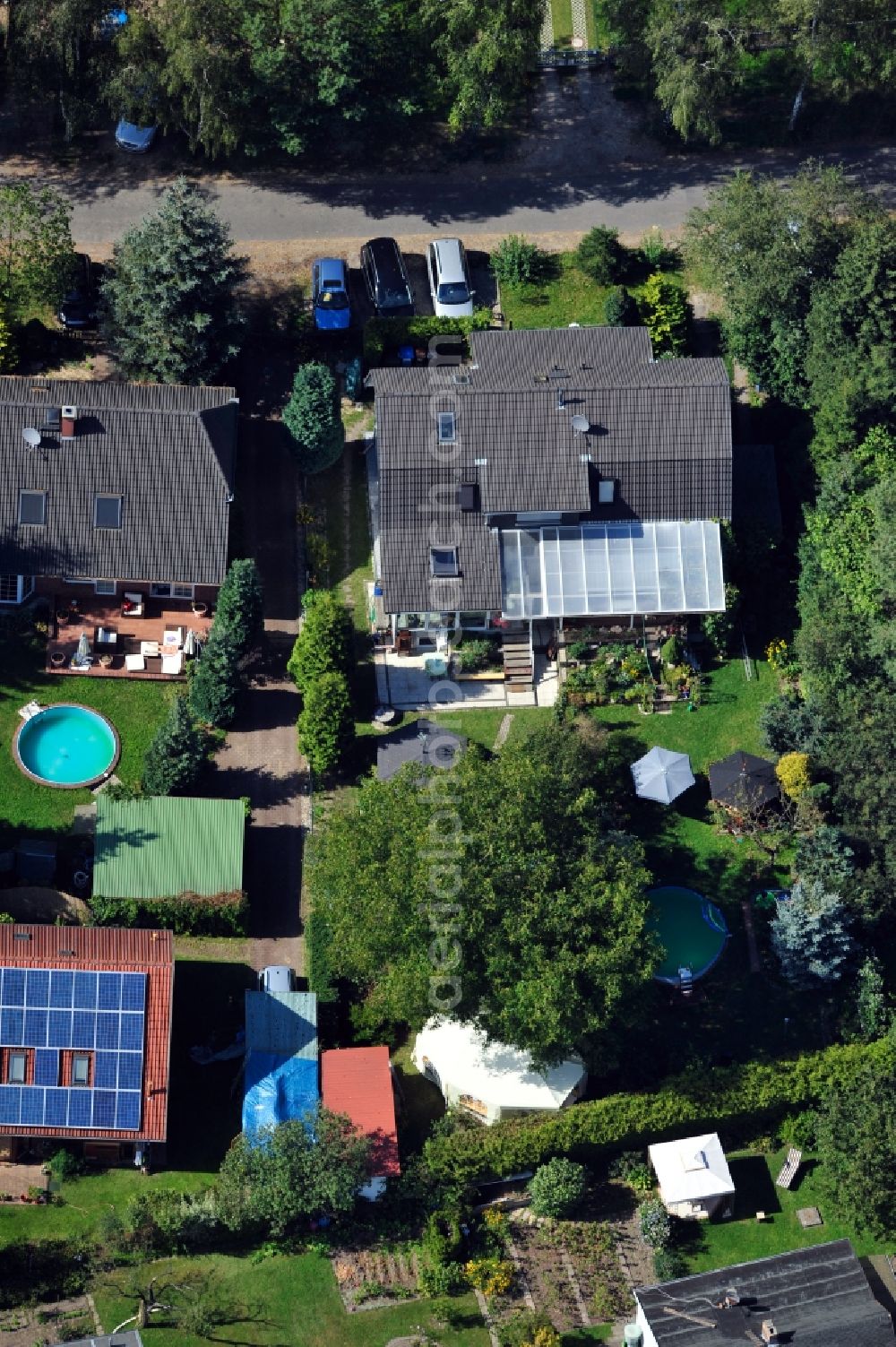 Berlin from the bird's eye view: View of detached house estate at Hamburger Straße in Berlin