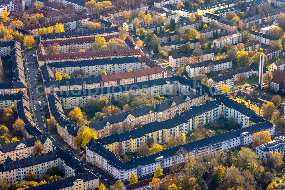 Tremonia from the bird's eye view: Detached house - residential area in the form of a row house settlement in Tremonia in the state North Rhine-Westphalia, Germany