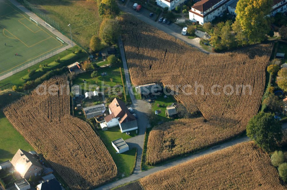 Aerial image Bergkamen - Blick auf Einfamilienhäuser an der Hermann-Stehr-Straße in Bergkamen. PLZ 59192 Bergkamen