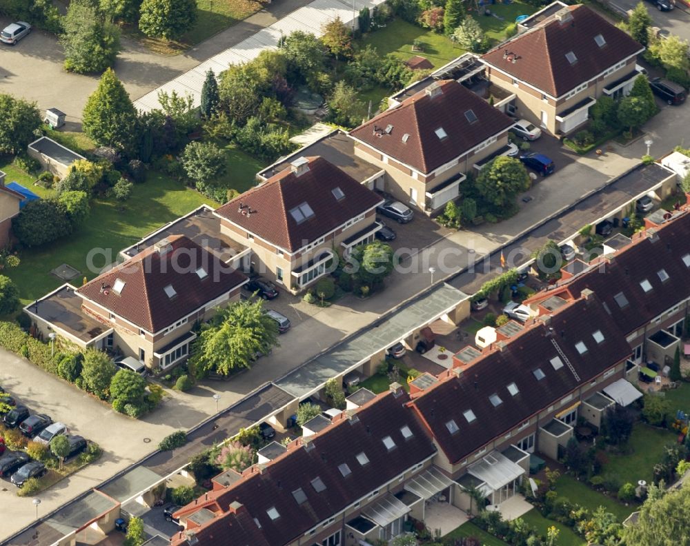 Aerial image Witten - View at family houses in the Hollandsiedlung in the district of Herbede in Witten in the federal state North Rhine-Westphalia