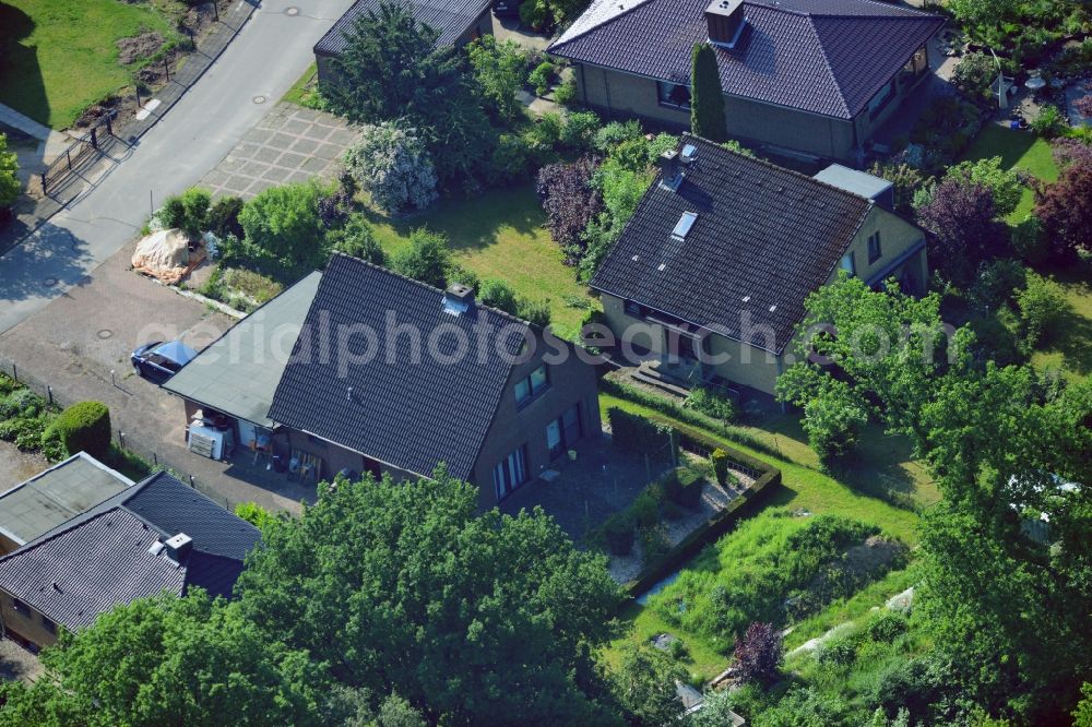 Aerial photograph Steinburg OT Sprenge - One family houses at the road Rosenweg in Steinburg OT Sprenge in the state Schleswig-Holstein