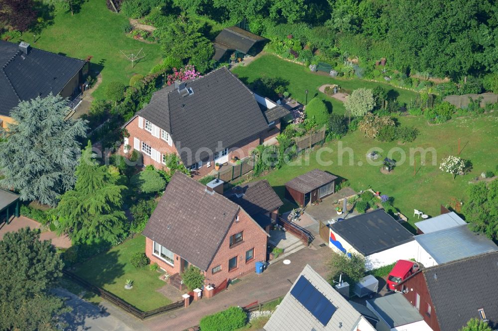 Aerial photograph Steinburg OT Sprenge - One family houses at the road Rosenweg in Steinburg OT Sprenge in the state Schleswig-Holstein