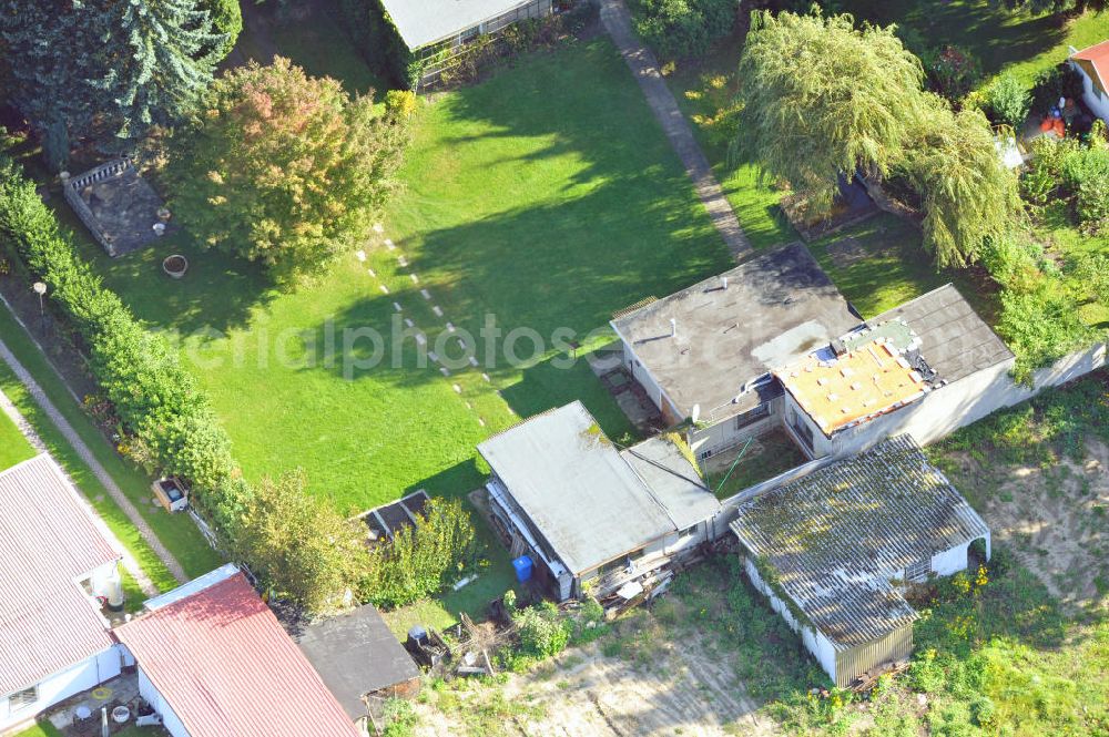 Aerial image Vogelsdorf zu Fredersdorf - Einfamilienwohnhäuser im Wohngebiet am Heideweg / Beppo-Römer-Straße in Vogelsdorf.