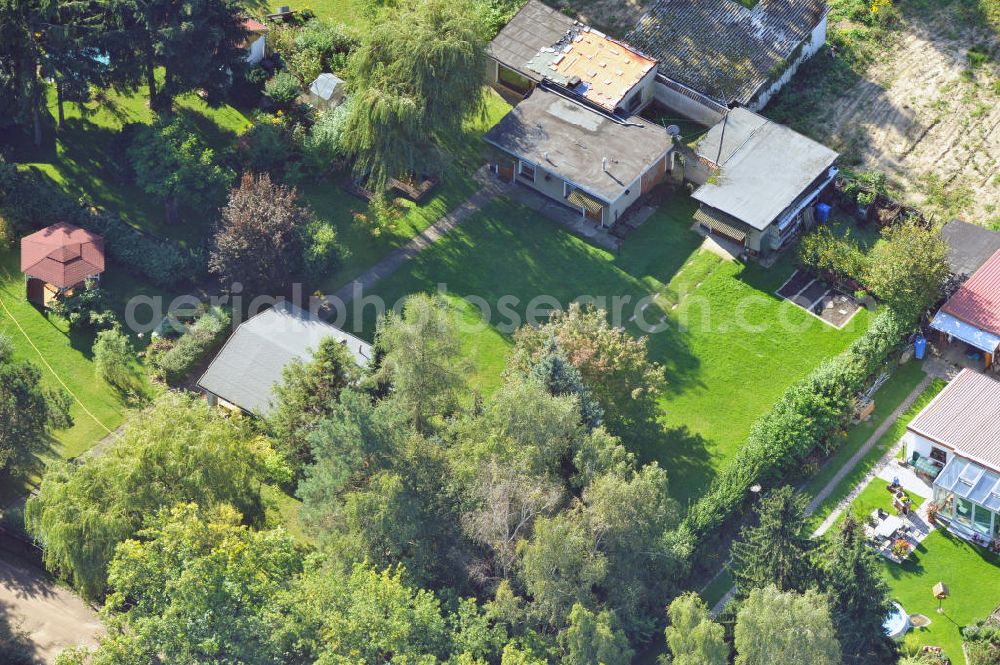 Aerial image Vogelsdorf zu Fredersdorf - Einfamilienwohnhäuser im Wohngebiet am Heideweg / Beppo-Römer-Straße in Vogelsdorf.