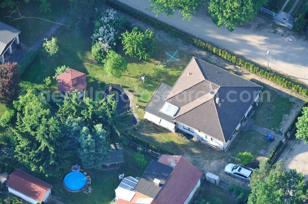 Aerial image Fredersdorf OT Vogelsdorf - Single-family homes in the residential area on Heideweg in vogelsdorf