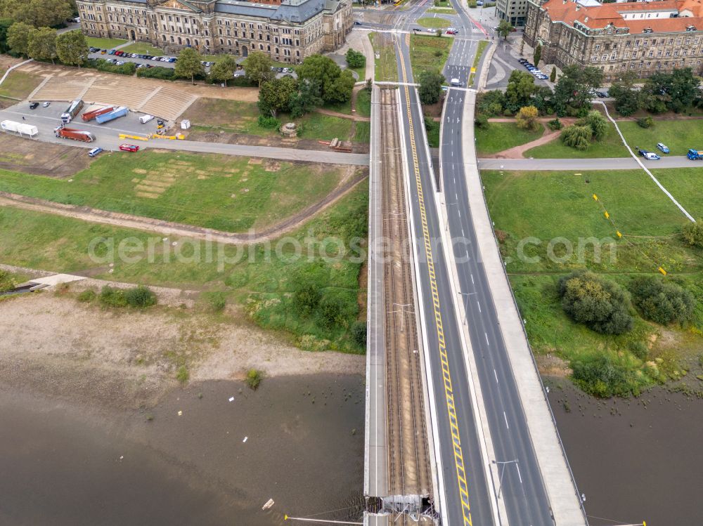 Dresden from the bird's eye view: Concrete segments of the collapsed river bridge structure for crossing the Elbe Carolabruecke on the street Carolabruecke in Dresden in the federal state of Saxony, Germany, have fallen down into the riverbed of the Elbe