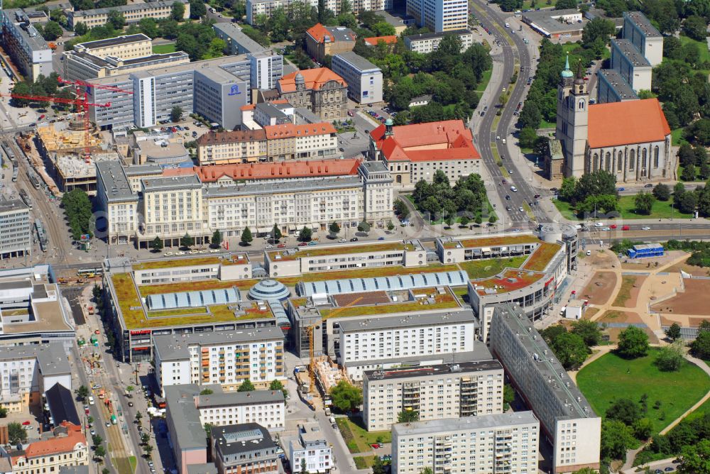 Magdeburg from above - Building of the shopping center Allee-Center Magdeburg on street Ernst-Reuter-Allee in the district Zentrum in Magdeburg in the state Saxony-Anhalt, Germany