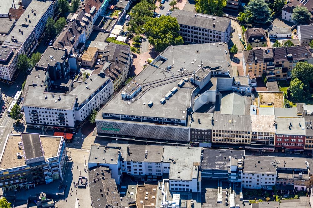 Aerial photograph Witten - Building of the shopping center on Bahnhofstrasse in the district Bommern in Witten in the state North Rhine-Westphalia, Germany