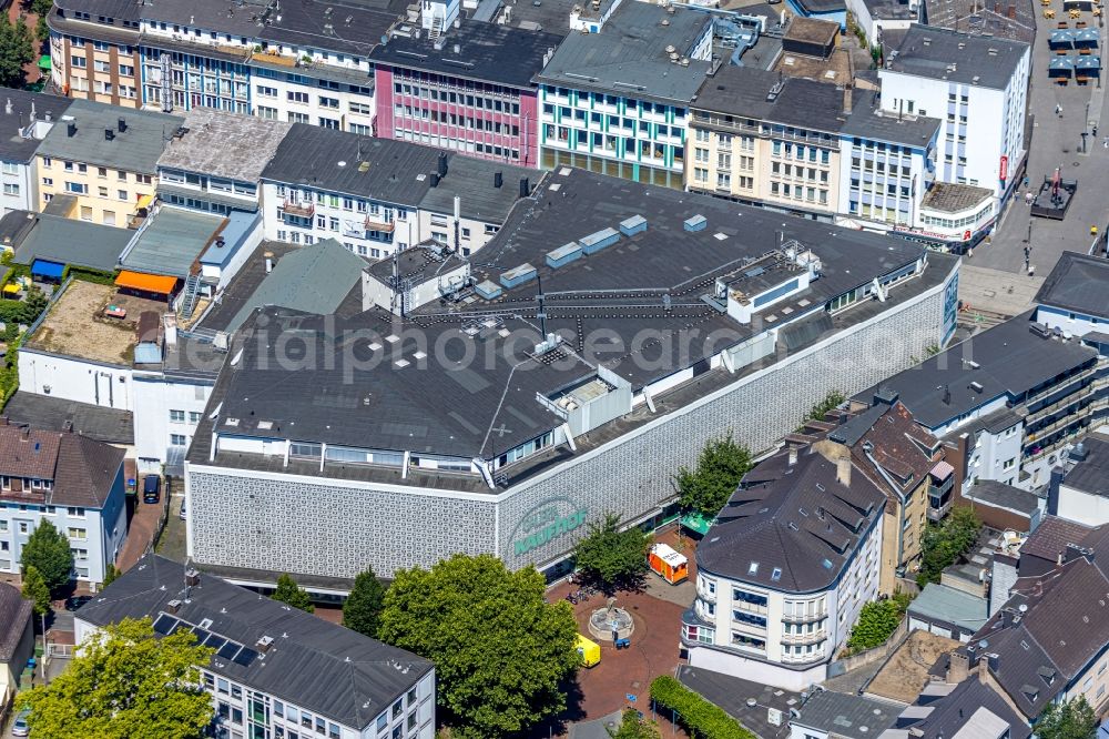 Aerial photograph Witten - Building of the shopping center on Bahnhofstrasse in the district Bommern in Witten in the state North Rhine-Westphalia, Germany