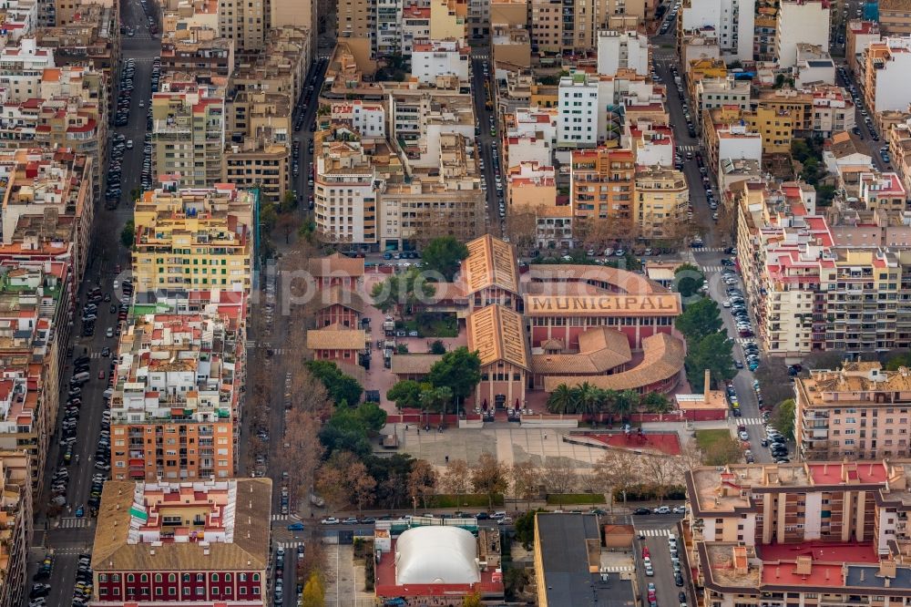 Palma from above - Building of the shopping center Centre Cultural Comercial Escorxador in Palma in Balearische Insel Mallorca, Spain