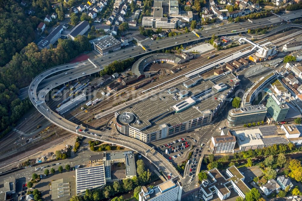 Siegen from the bird's eye view: Building of the shopping center City-Galerie Siegen Am Bahnhof in Siegen in the state North Rhine-Westphalia, Germany