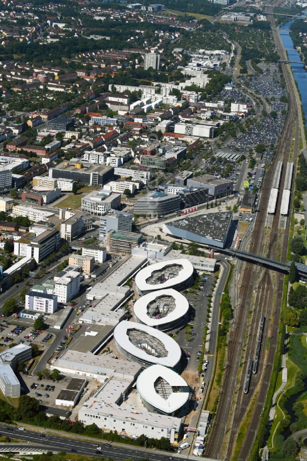 Aerial photograph Wolfsburg - Building of the shopping center Designer Outlets Wolfsburg An of Vorburg in the district Stadtmitte in Wolfsburg in the state Lower Saxony, Germany