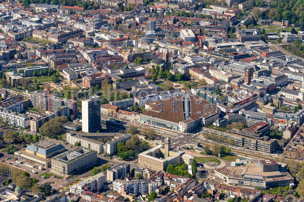 Aerial photograph Karlsruhe - Building of the shopping center Ettlinger Tor Center in Karlsruhe in the state Baden-Wurttemberg, Germany