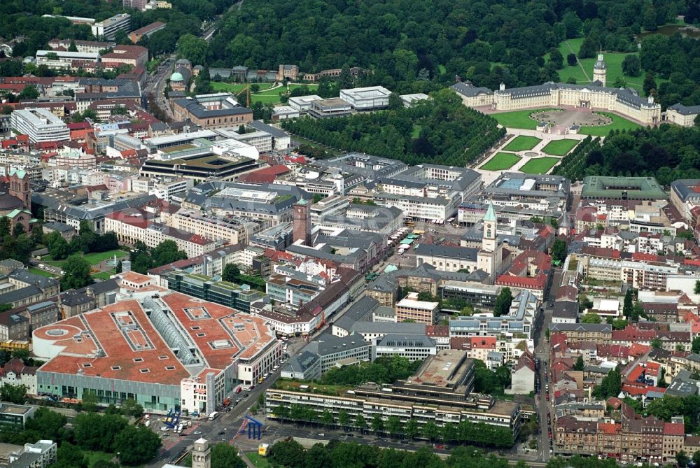 Aerial photograph Karlsruhe - Building of the shopping center Ettlinger Tor Karlsruhe an der Karl-Friedrich-Strasse in Karlsruhe in the state Baden-Wuerttemberg, Germany