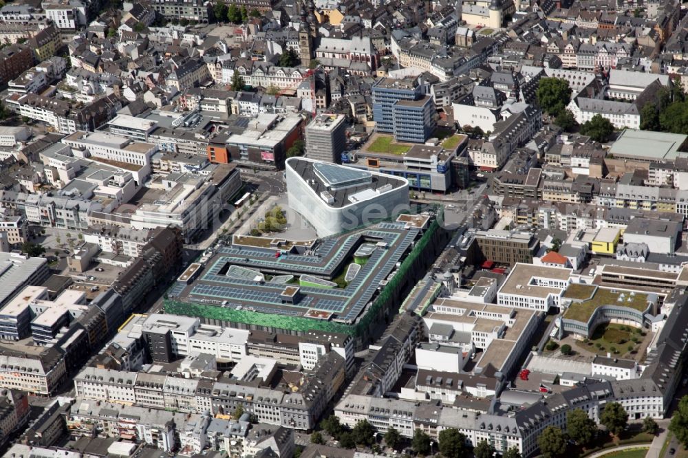 Aerial photograph Koblenz - Building of the shopping center Forum Mittelrhein Koblenz and of Gebaeudekomplex of Romanticum Koblenz on Zentralplatz in Koblenz in the state Rhineland-Palatinate, Germany