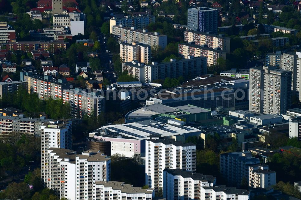 Aerial photograph Berlin - Building of the shopping center Gropius Passagen in the district Buckow in Berlin, Germany