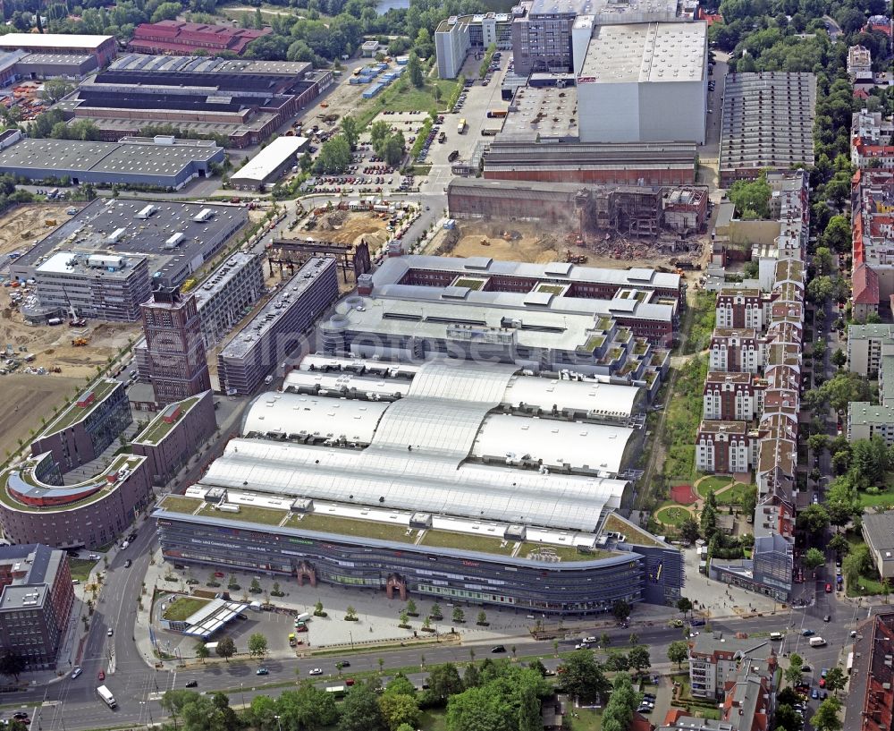 Aerial photograph Berlin - Building of the shopping center Hallen on Borsigturm in the district Reinickendorf in Berlin, Germany