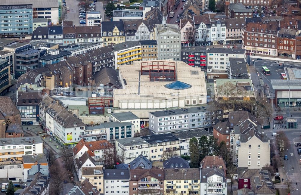 Aerial photograph Bottrop - Building of the shopping center Hansa-Center in Bottrop at Ruhrgebiet in the state North Rhine-Westphalia, Germany