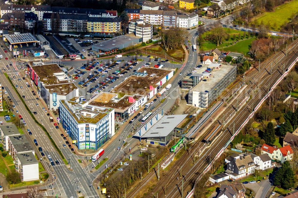 Bottrop from the bird's eye view: Building of the shopping center on Central Station Bottrop in the district Lehmkuhle in Bottrop in the state North Rhine-Westphalia, Germany