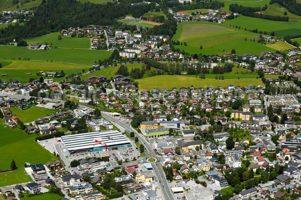 Aerial photograph Saalfelden am Steinernen Meer - Building of the shopping center INTERSPAR on Leogangerstrasse in Saalfelden am Steinernen Meer in Salzburg, Austria