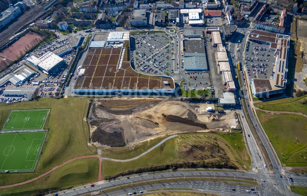 Essen from above - Building of the shopping center Kronenberg Center on Haedenkampstrasse in the district Westviertel in Essen in the state North Rhine-Westphalia, Germany