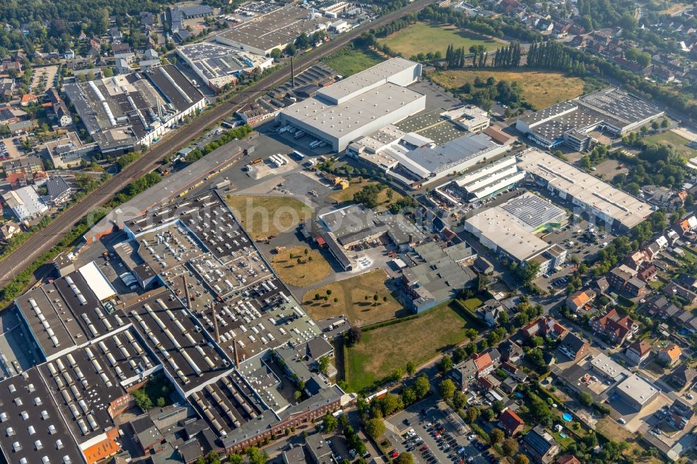 Ahlen from the bird's eye view: Building of the shopping center on Ostbredenstrasse in Ahlen in the state North Rhine-Westphalia, Germany