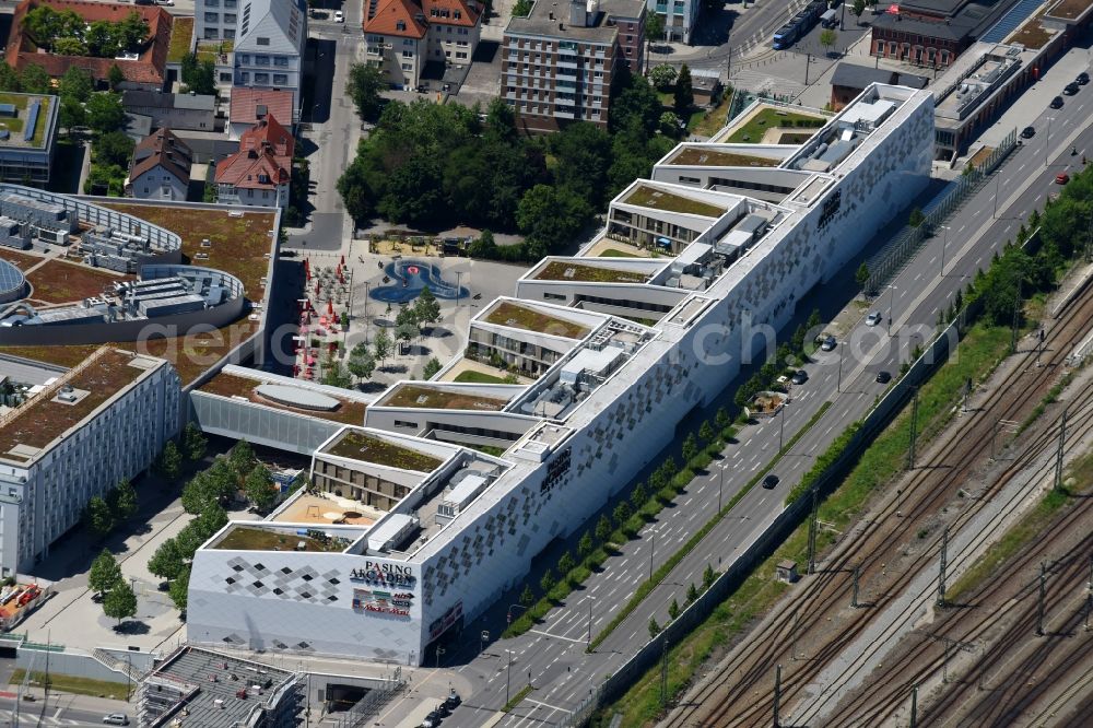 Aerial photograph München - Building of the shopping center Pasing Arcaden on Pasinger Bahnhofsplatz in the district Pasing-Obermenzing in Munich in the state Bavaria, Germany