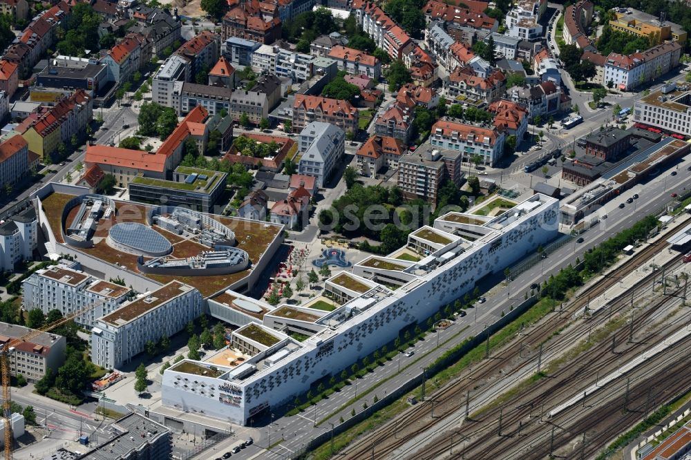 Aerial photograph München - Building of the shopping center Pasing Arcaden on Pasinger Bahnhofsplatz in the district Pasing-Obermenzing in Munich in the state Bavaria, Germany