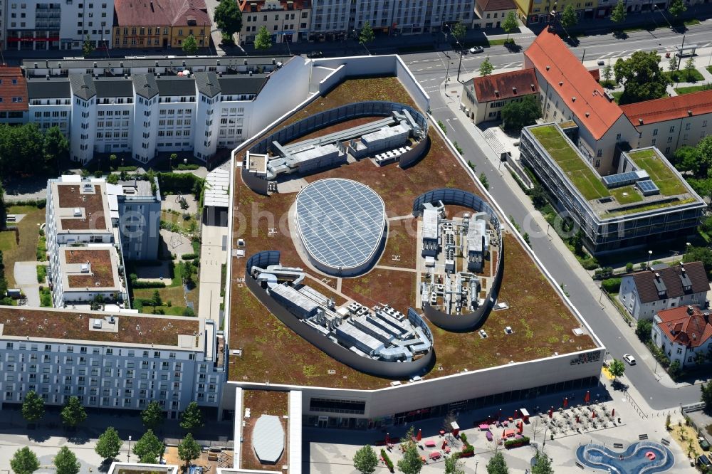 Aerial image München - Building of the shopping center Pasing Arcaden 2 on Pasinger Bahnhofsplatz in the district Pasing-Obermenzing in Munich in the state Bavaria, Germany