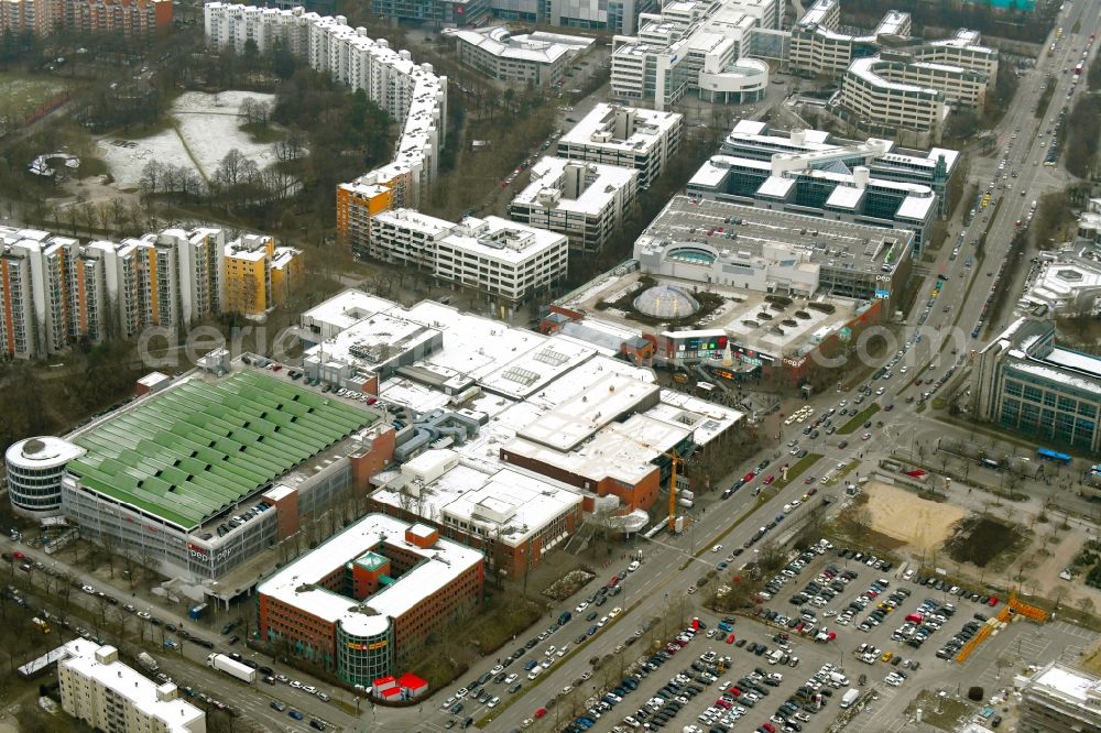 Aerial image München - Building of the shopping center PEP Neuperlach on Ollenhauerstrasse in the district Ramersdorf-Perlach in Munich in the state Bavaria, Germany