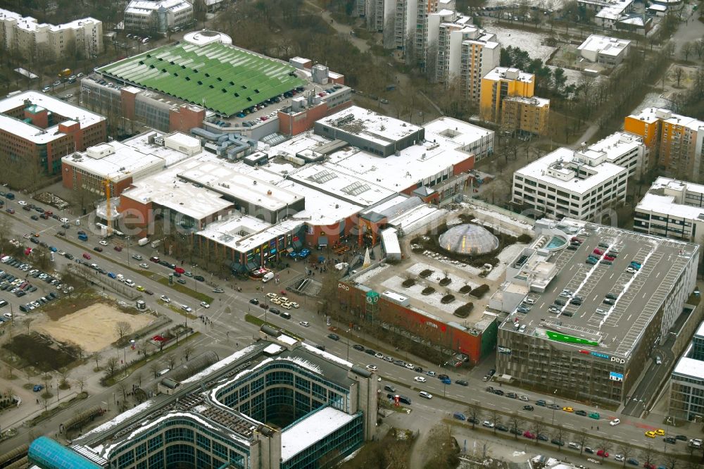 München from above - Building of the shopping center PEP Neuperlach on Ollenhauerstrasse in the district Ramersdorf-Perlach in Munich in the state Bavaria, Germany