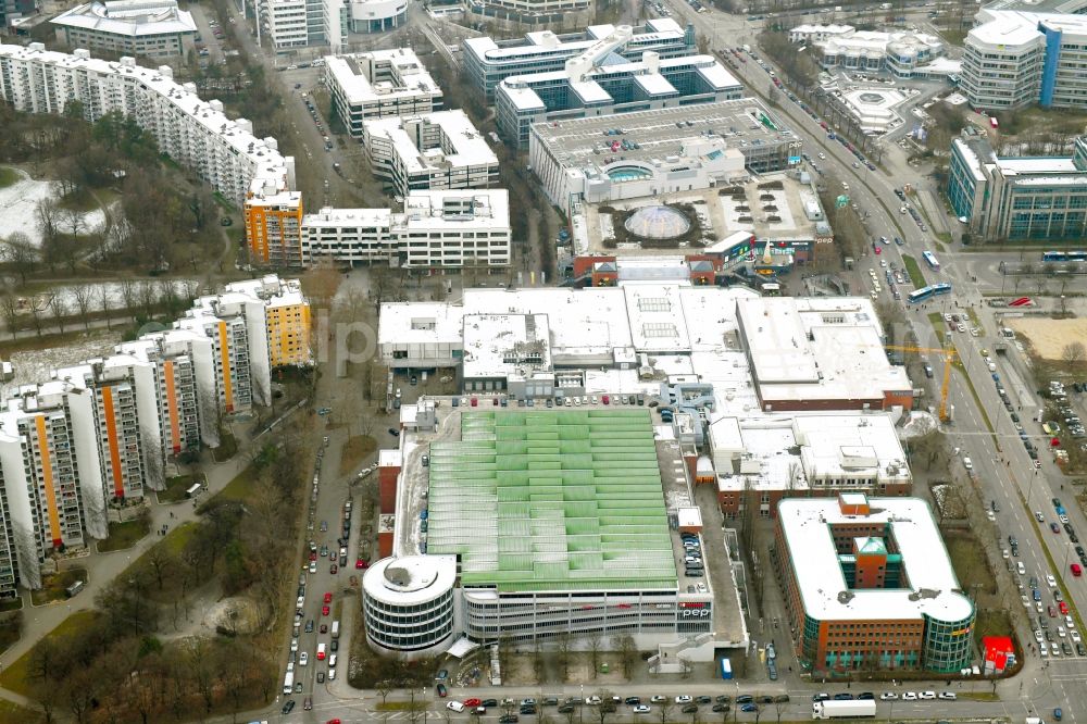 Aerial image München - Building of the shopping center PEP Neuperlach on Ollenhauerstrasse in the district Ramersdorf-Perlach in Munich in the state Bavaria, Germany